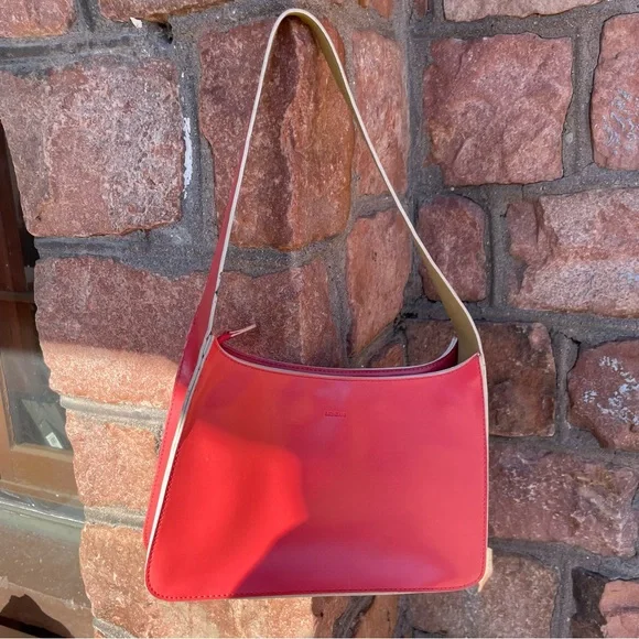 Vintage Leather Coral Red Handbag - Picture 5 of 6